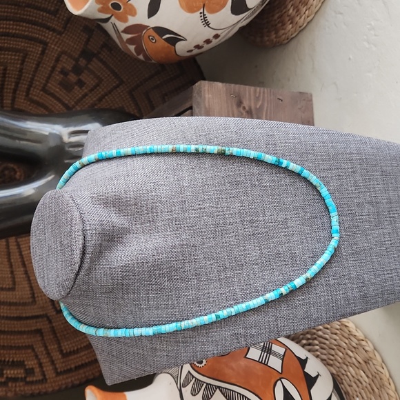 Stunning Native American Santo Domingo Handmade Turquoise Bead Necklace 💙🩵 - Picture 10 of 11